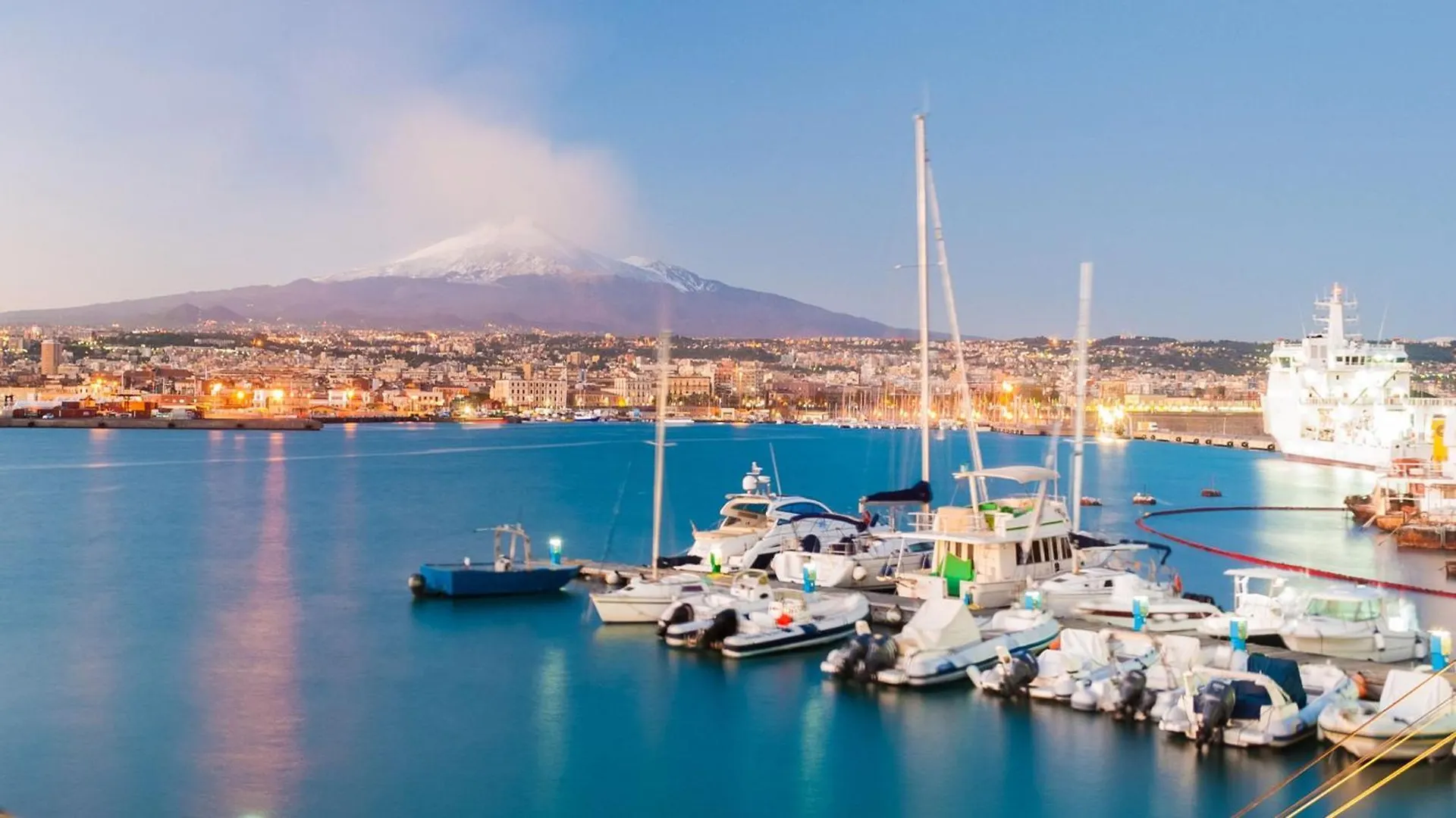 Appartamento a due passi da Villa Bellini Aeroporto di Catania Fontana Rossa Italia